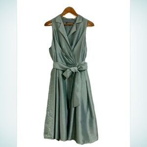 Jones wear cocktail dress. Satiny teal fabric. Size 16 NWOT. #elegant #cocktail